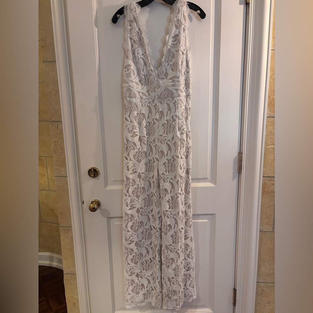 Elegant Lace Jumpsuit in Cream